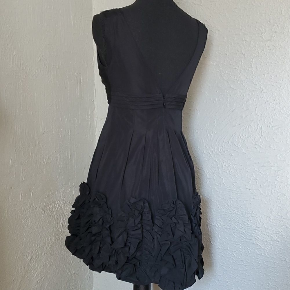BCBG MaxAzria | V Neck Dress - Picture 8 of 10